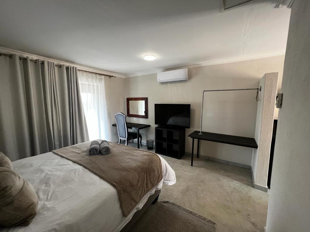 Moya-Sky Apartment Komatipoort Room photo