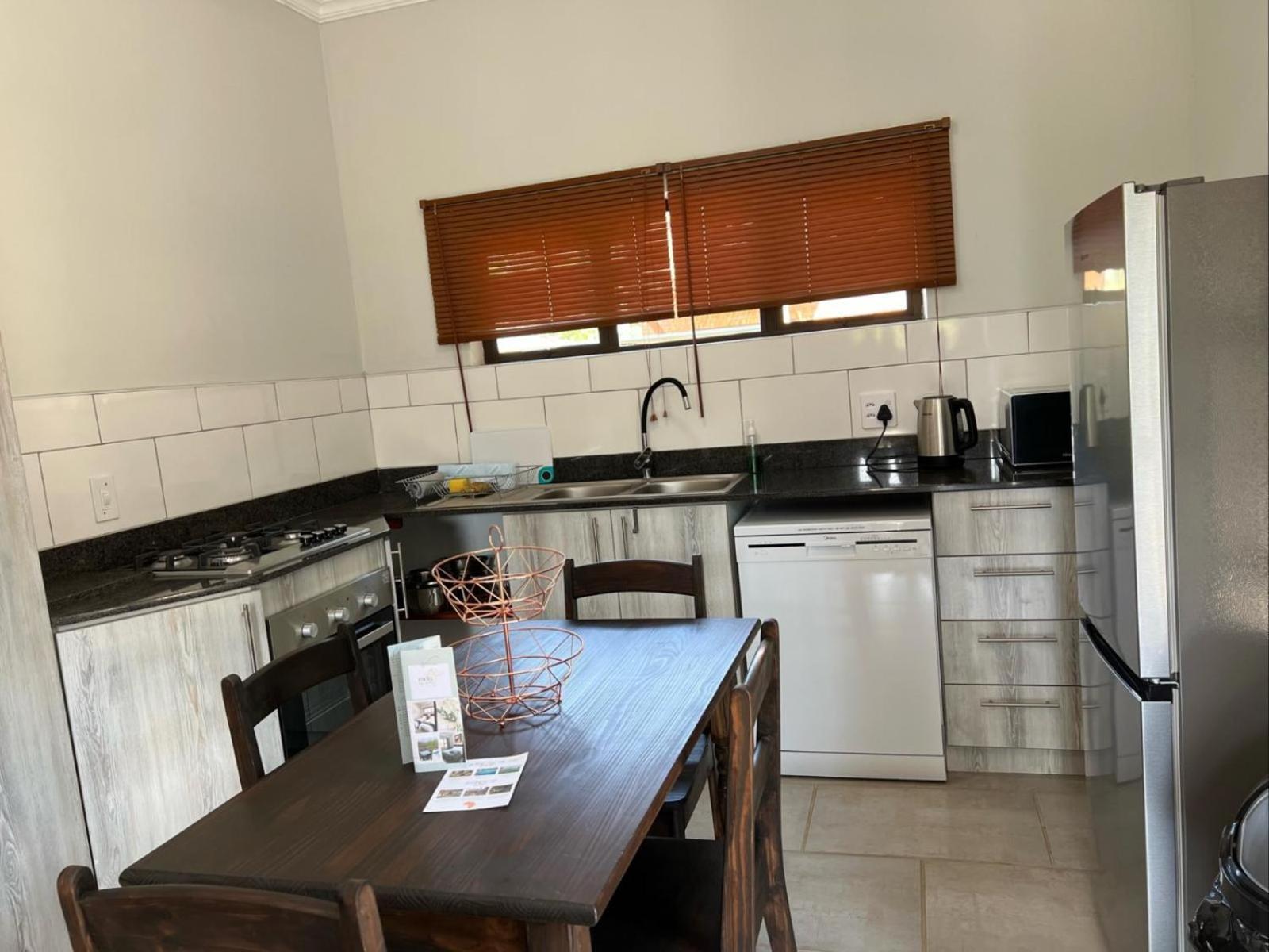 Moya-Sky Apartment Komatipoort Room photo